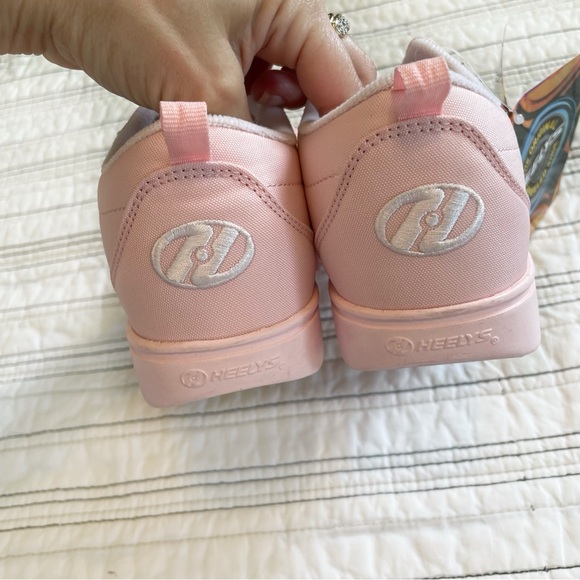 NWT Heely’s Pro 20 Skate Shoes with Wheels in Cotton Candy Pink Kids size 3 - Picture 4 of 6